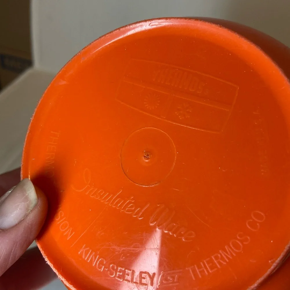 Mid Century Modern Pitcher and Ice bucket - Picture 9 of 13